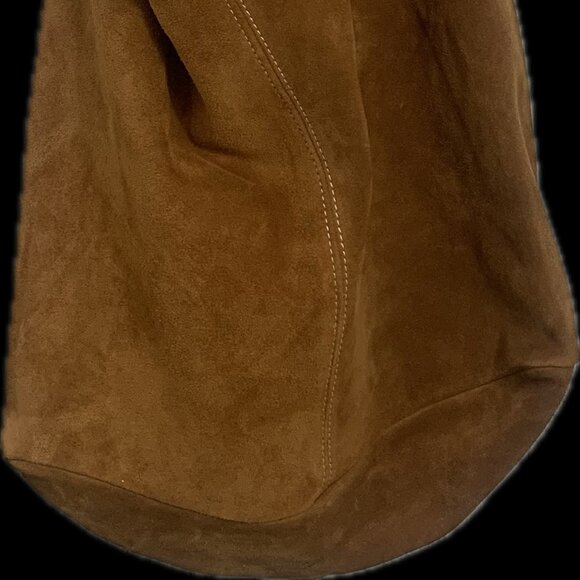 Claudia Firenze Suede Shoulder Bag - Picture 8 of 9